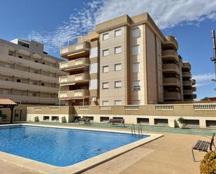 Piscina de Apartament de lloguer en Canet d'En Berenguer amb Aire condicionat i Terrassa