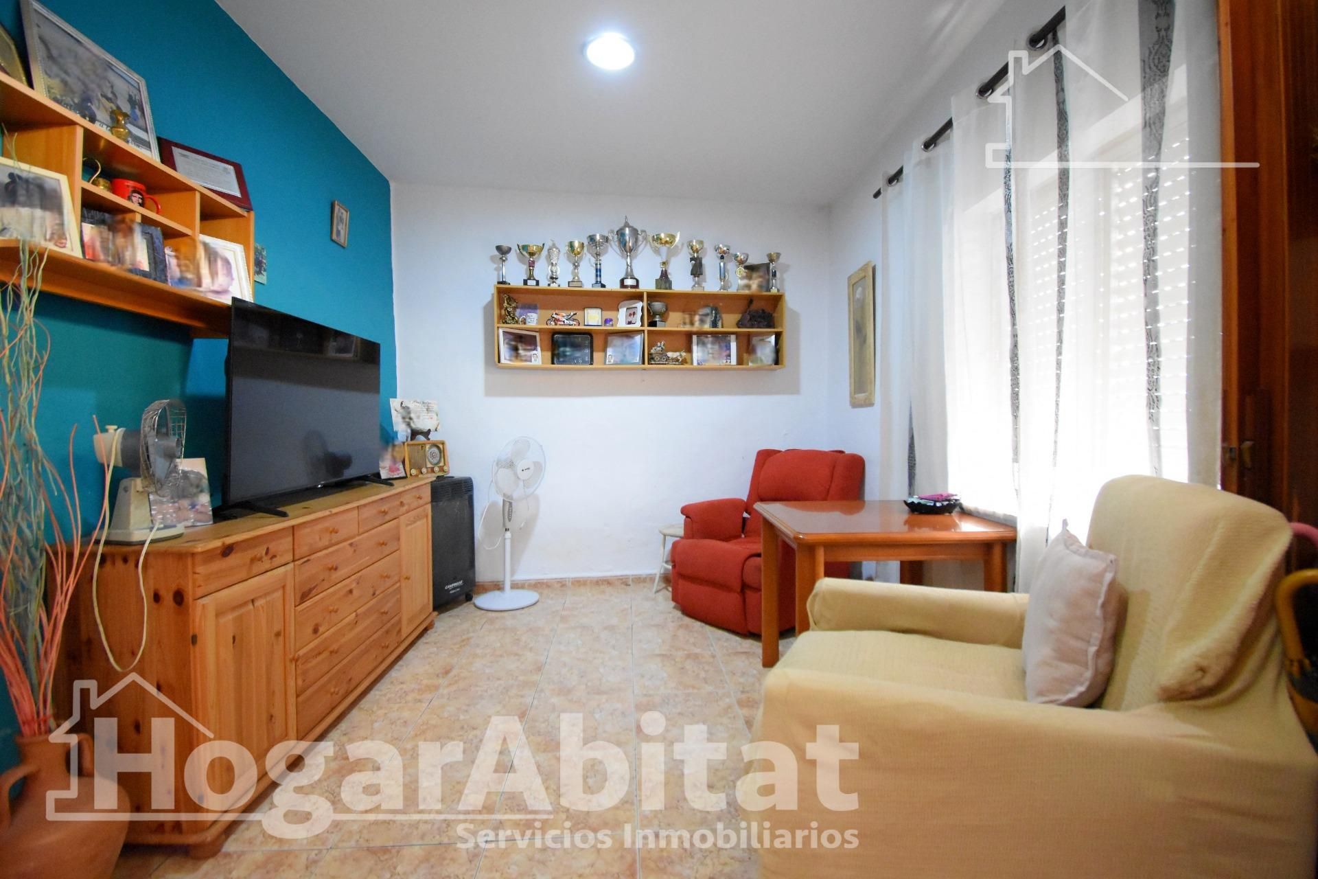 Sala d'estar de Casa o xalet en venda en Oliva amb Terrassa i Traster