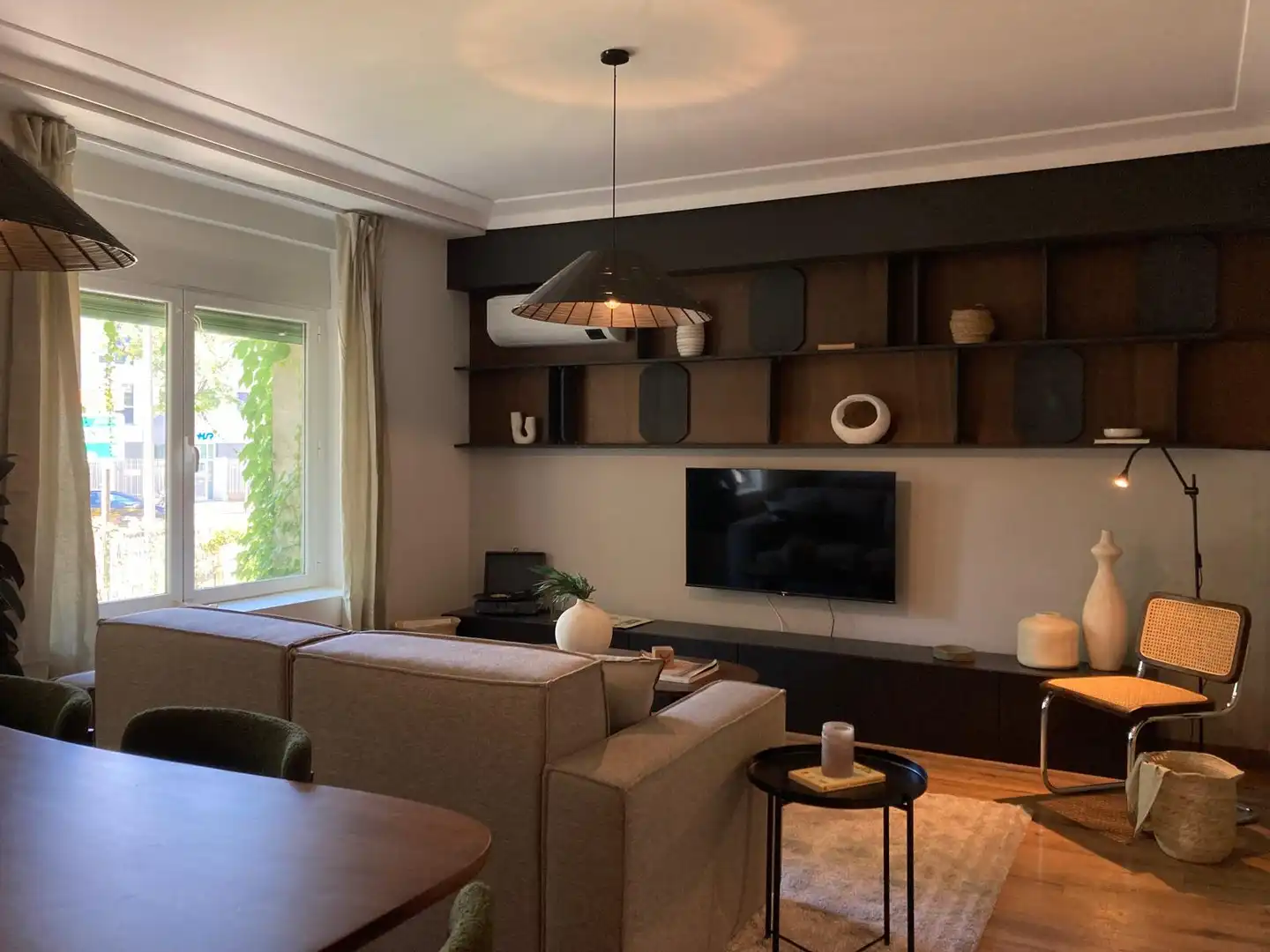 Sala d'estar de Apartament de lloguer en Madrid amb Aire condicionat, Calefacció i Moblat