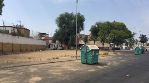 Foto 2 de Casa adosada en venta en C/ Roble, Torreblanca, Sevilla Capital