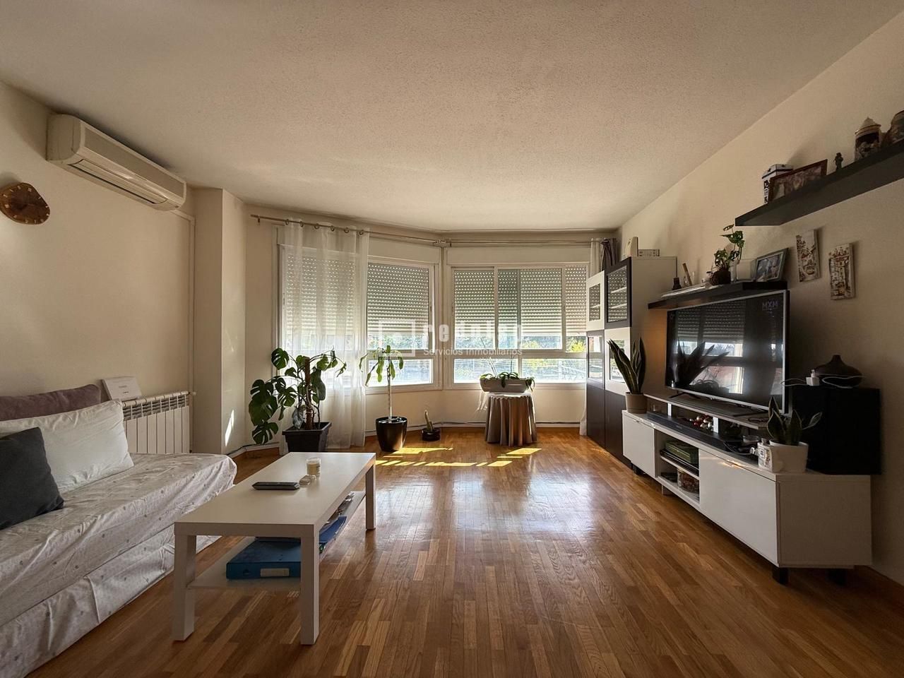 Living room of Flat for sale in Collado Villalba  with Heating, Parquet flooring and Swimming Pool