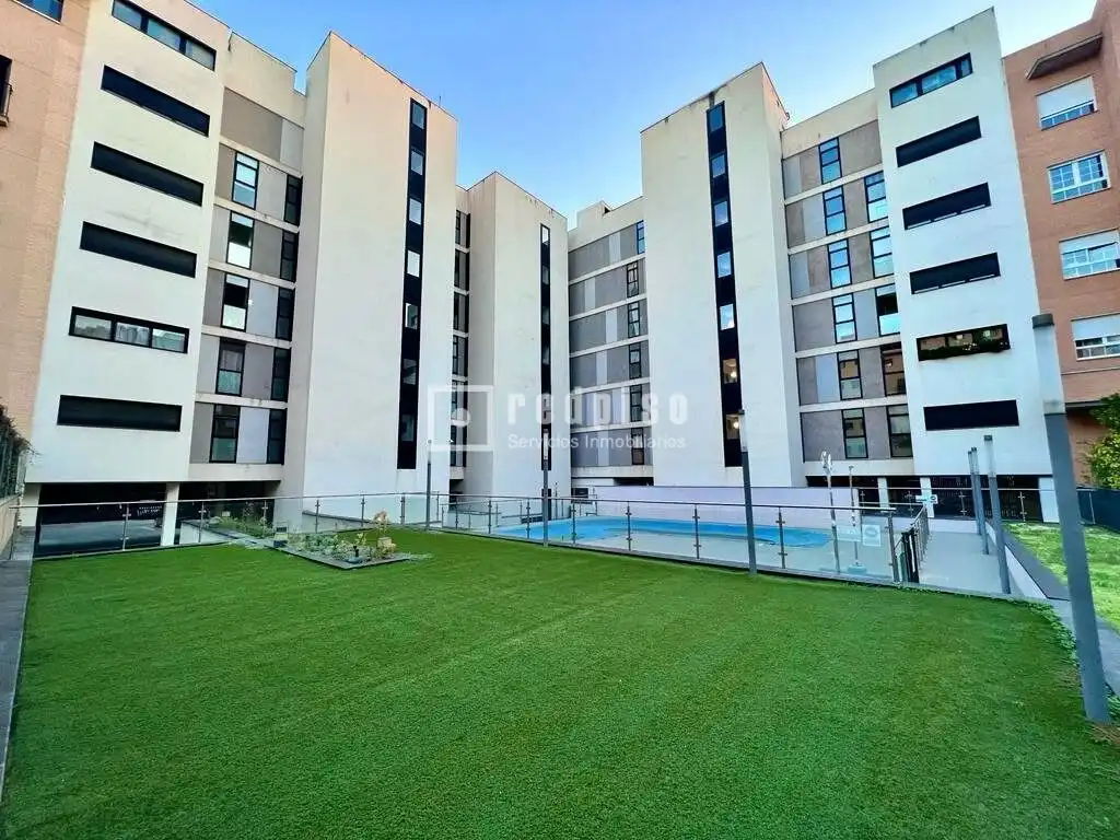 Flat with pool for sale in de Martín Muñoz de las Posadas, imagen 2