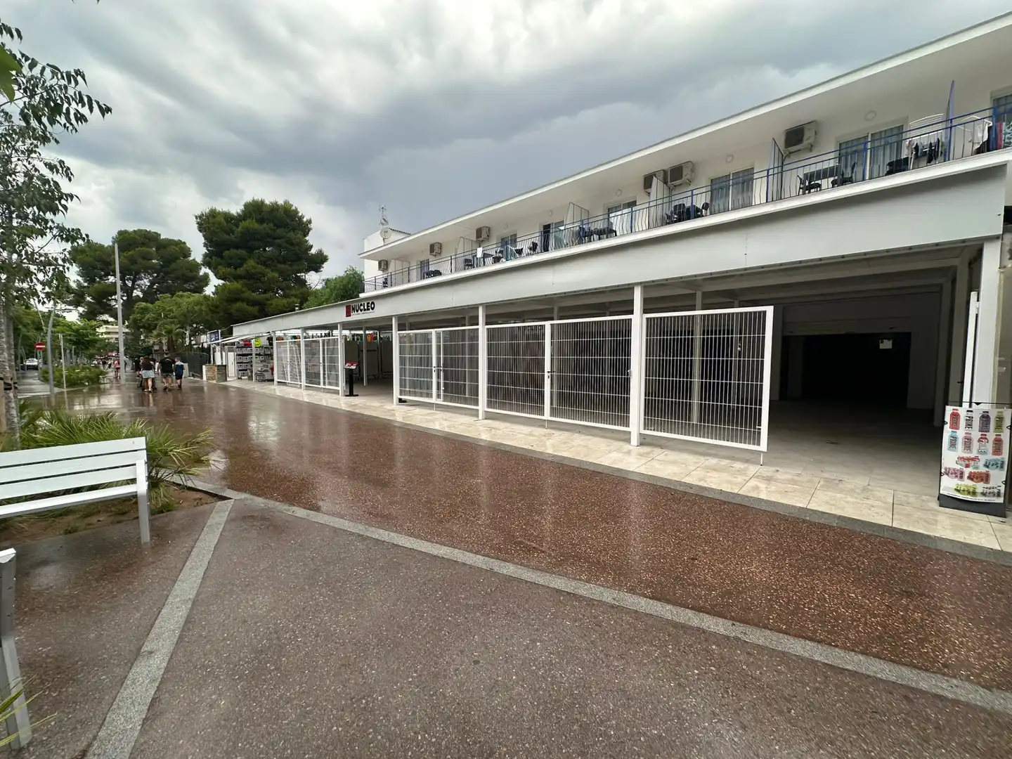 Vista exterior de Local de alquiler en Salou con Terraza