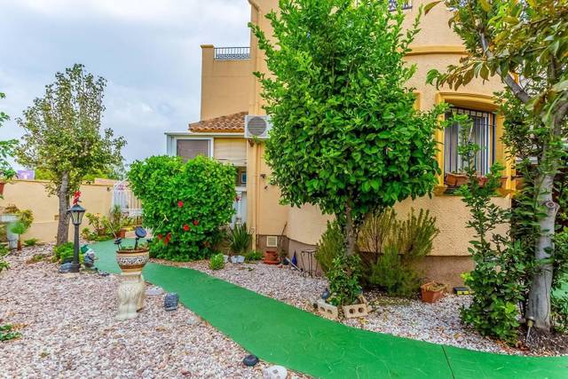Casa-chalet en Venta en Los Balcones - Los Altos