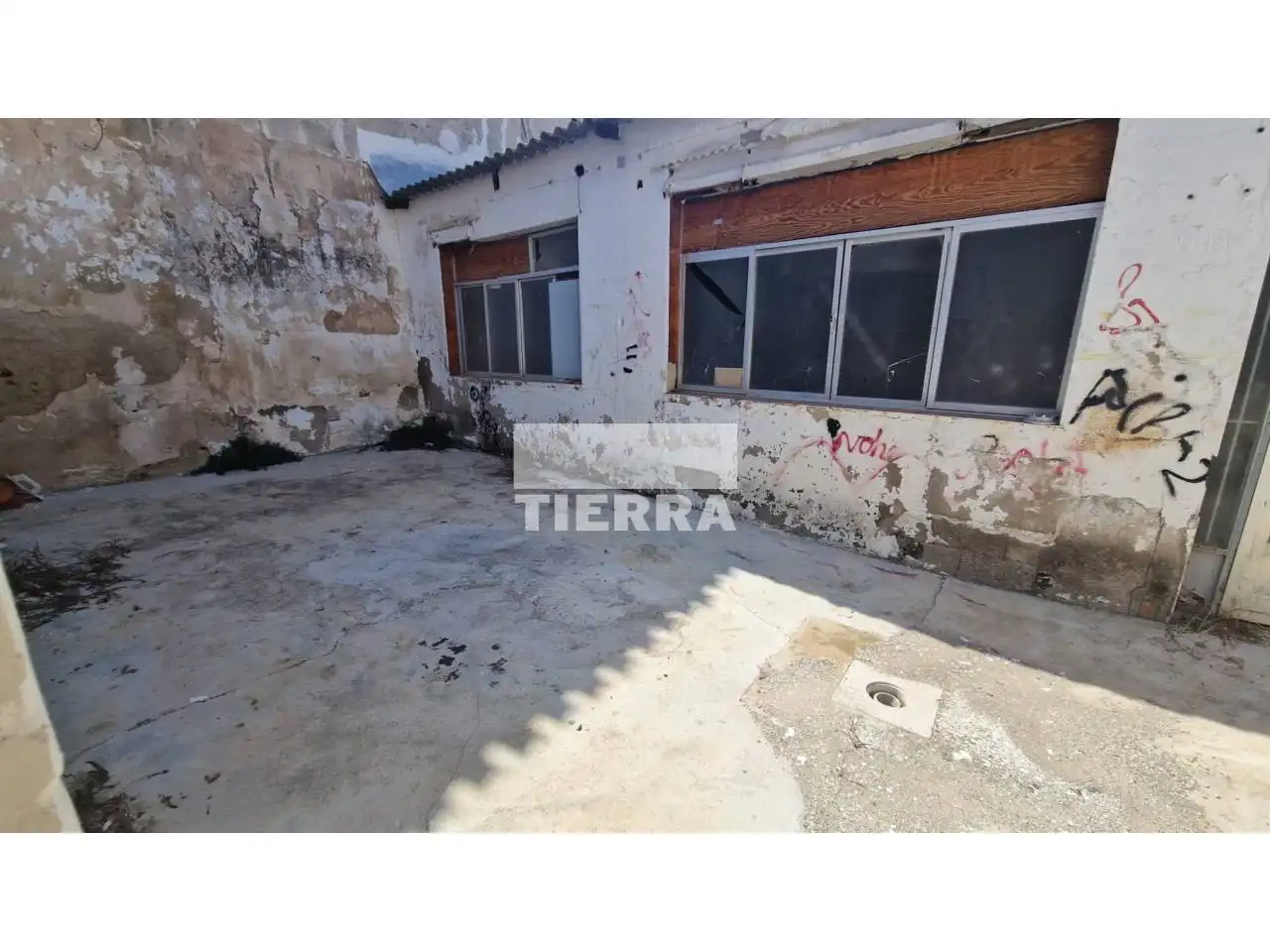 Vista exterior de Edificio en venta en Murcia