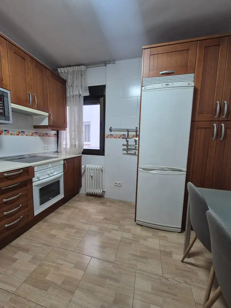 Küche von Wohnung zur Miete in Madrid mit Klimaanlage, Heizung und Möbliert