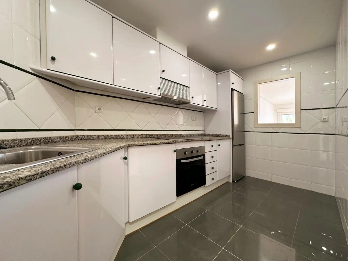 Apartamento con piscina en venta en Calle Aguamarina, imagen 10