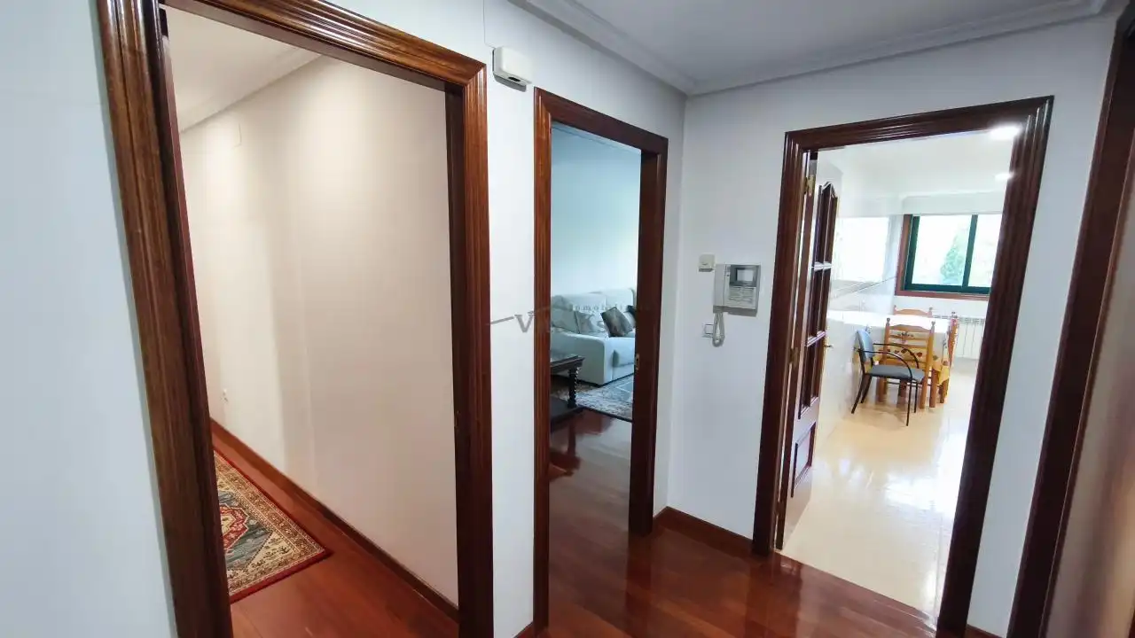 Pis de lloguer en Ourense Capital  amb Calefacció, Parquet i Terrassa