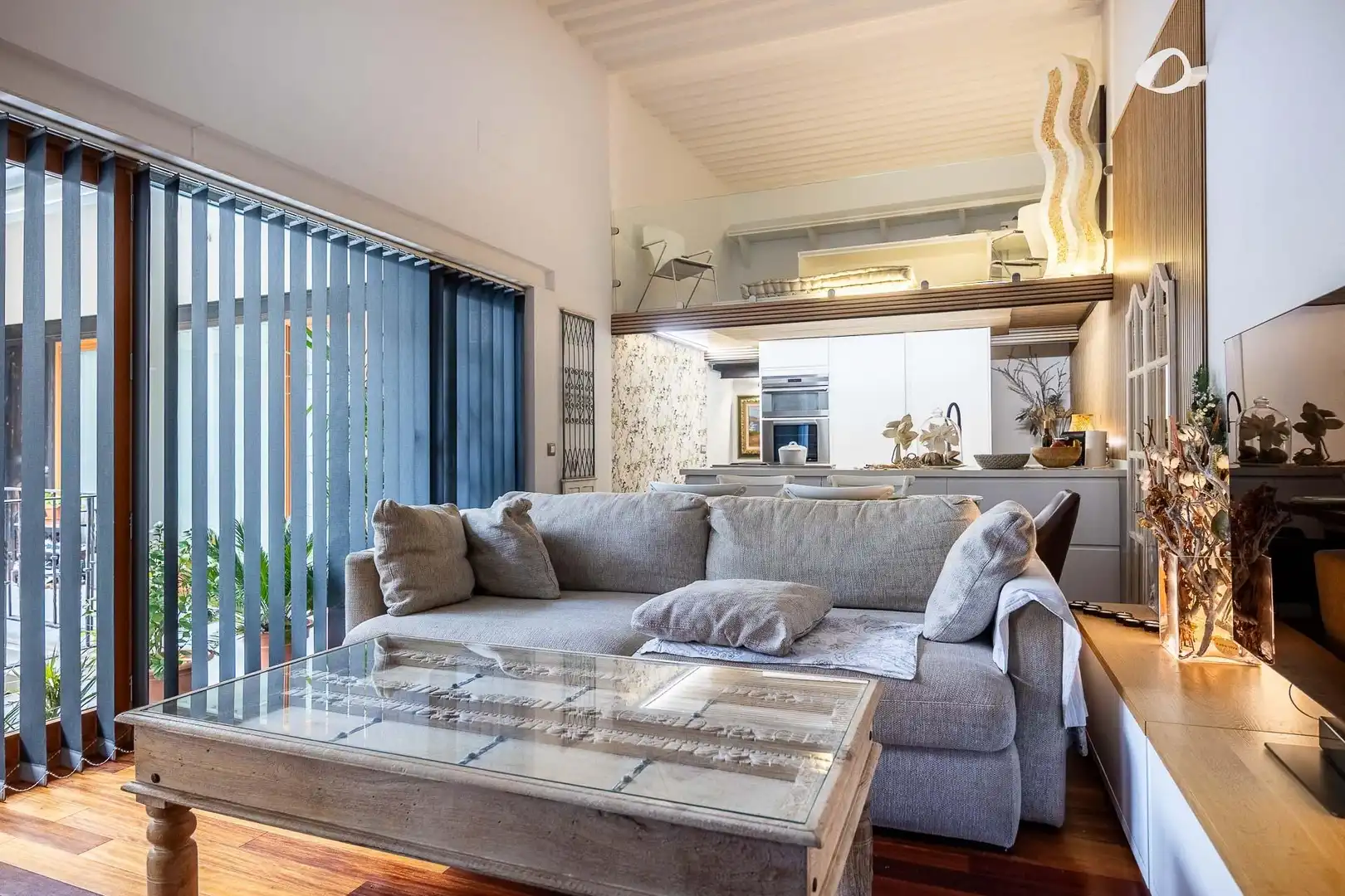 Sala de estar de Piso en venta en Sevilla con Aire acondicionado, Calefacción y Terraza
