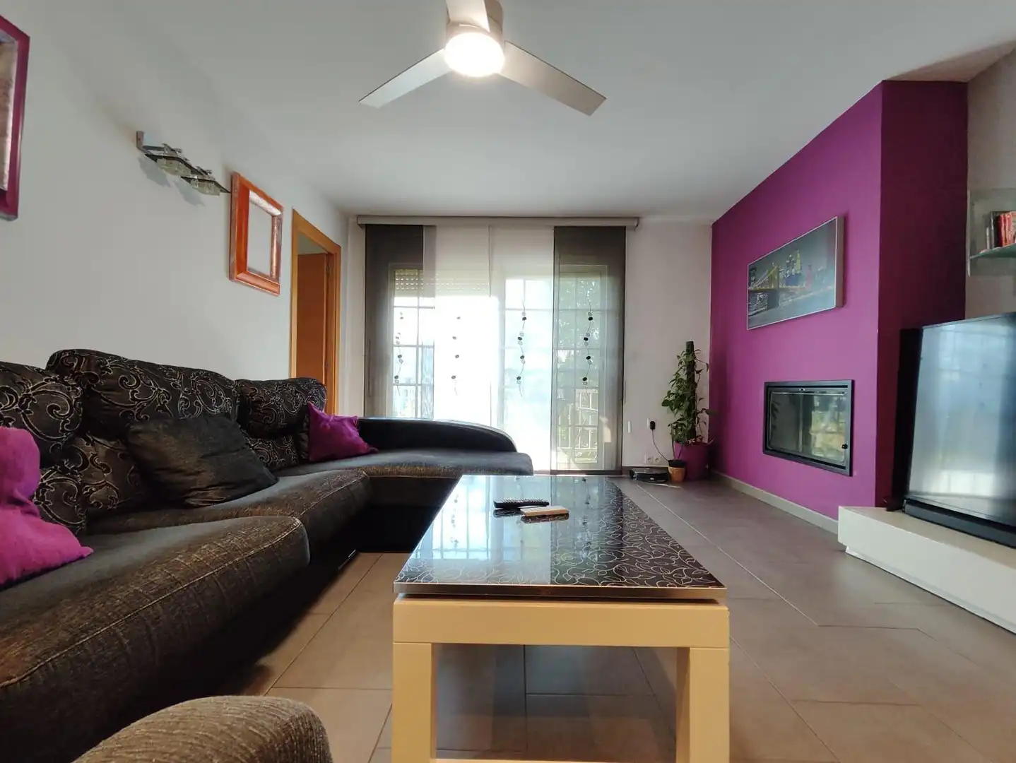 Sala de estar de Piso en venta en Montmeló con Aire acondicionado, Calefacción y Trastero