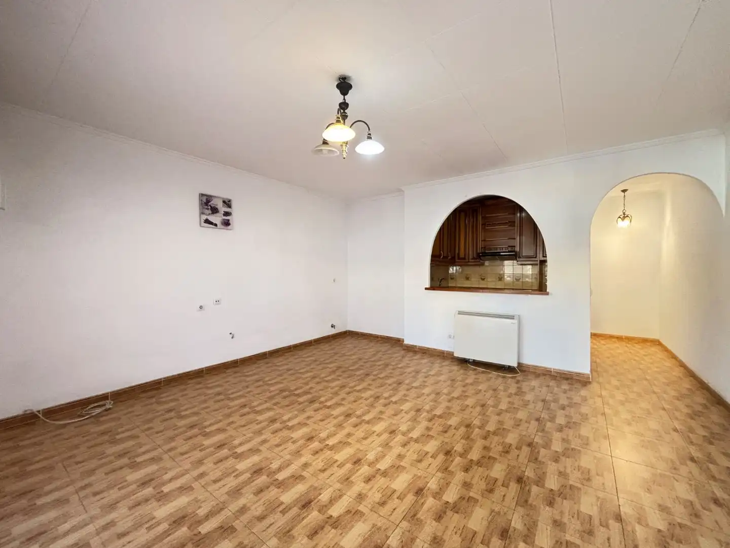 Cuina de Apartament en venda en Torrevieja amb Aire condicionat, Terrassa i Internet