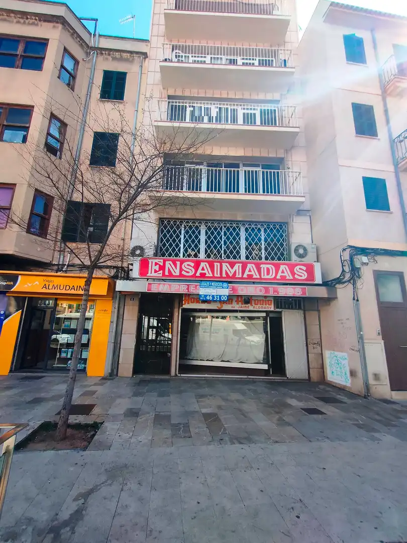 Locale commerciale in affitto a Plaça de Sant Antoni 7, imagen 2