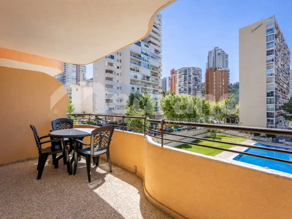 Apartment with pool for sale in Avenida Montecarlo, imagen 2