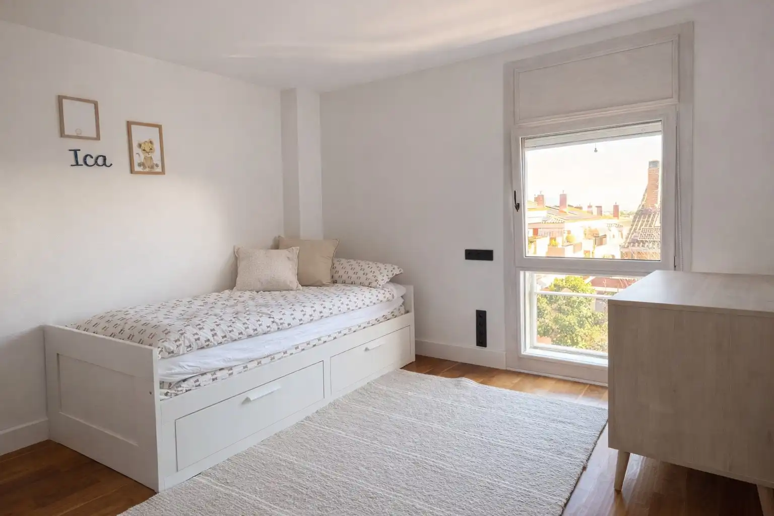 Schlafzimmer von Wohnung zum Verkauf in Sant Cugat del Vallès mit Klimaanlage, Heizung und Parkett