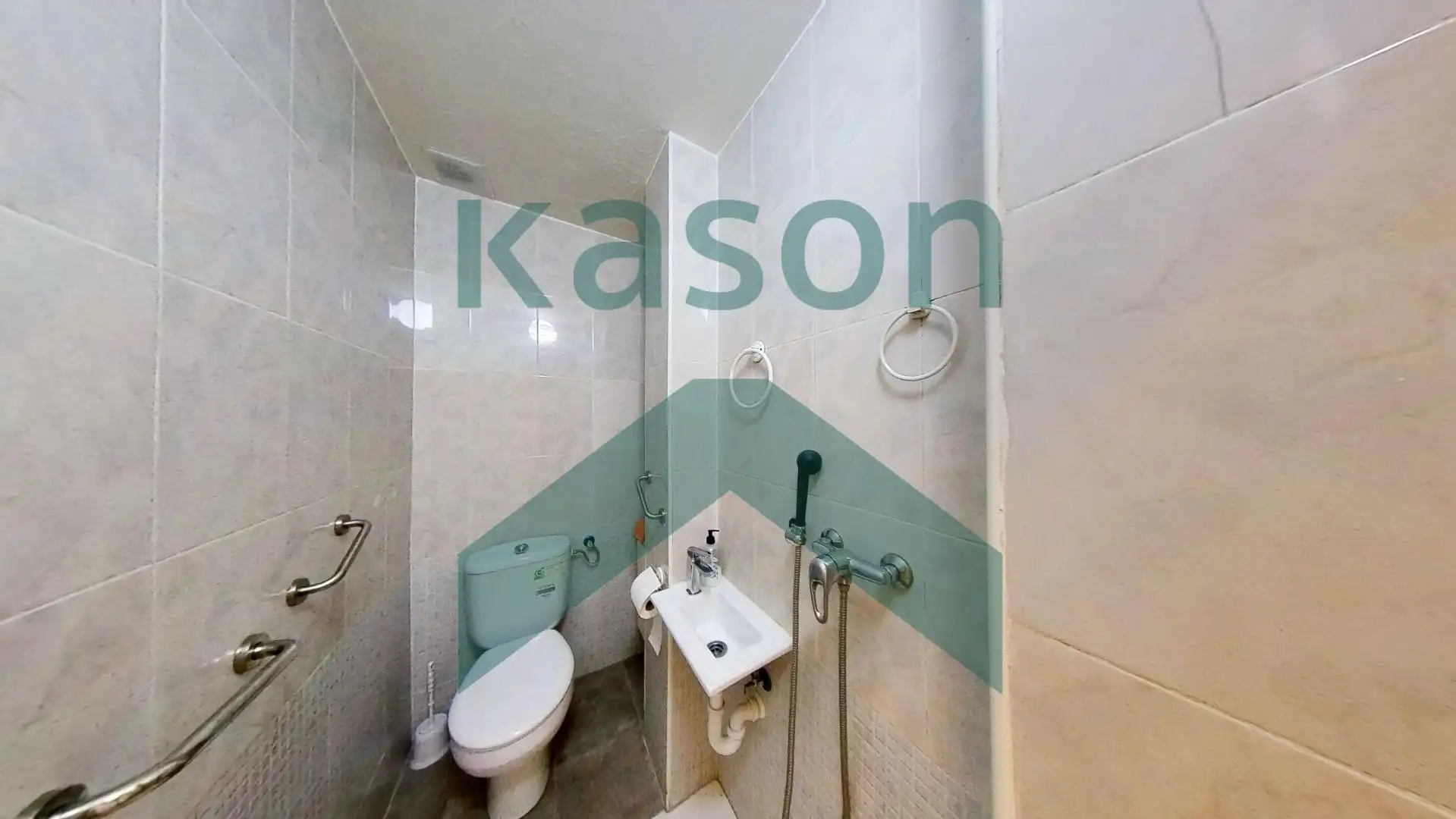 Bathroom of Flat for sale in Madrid  with Heating