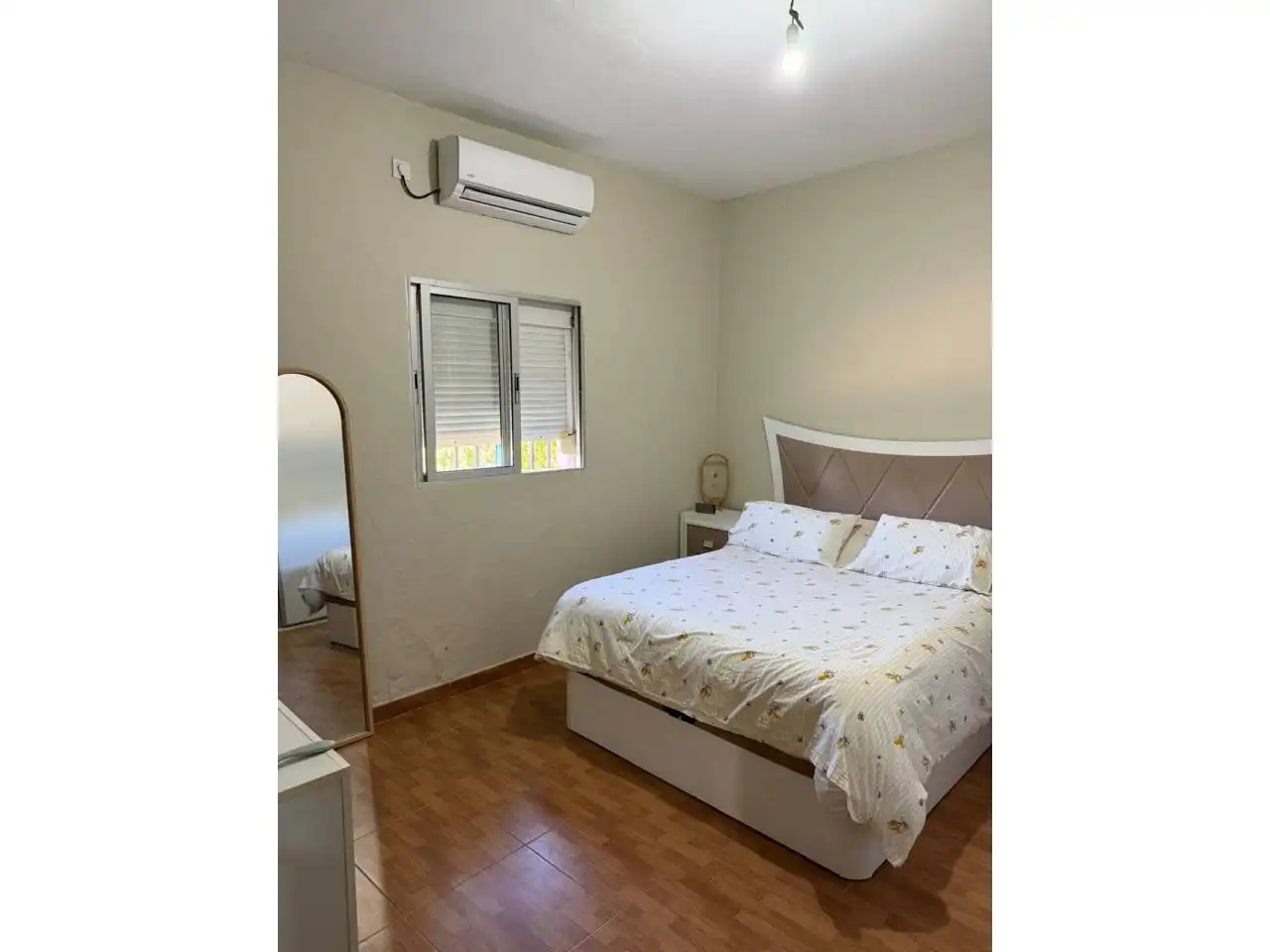 Habitación de Casa o chalet en venta en Carmona con Aire acondicionado, Calefacción y Terraza