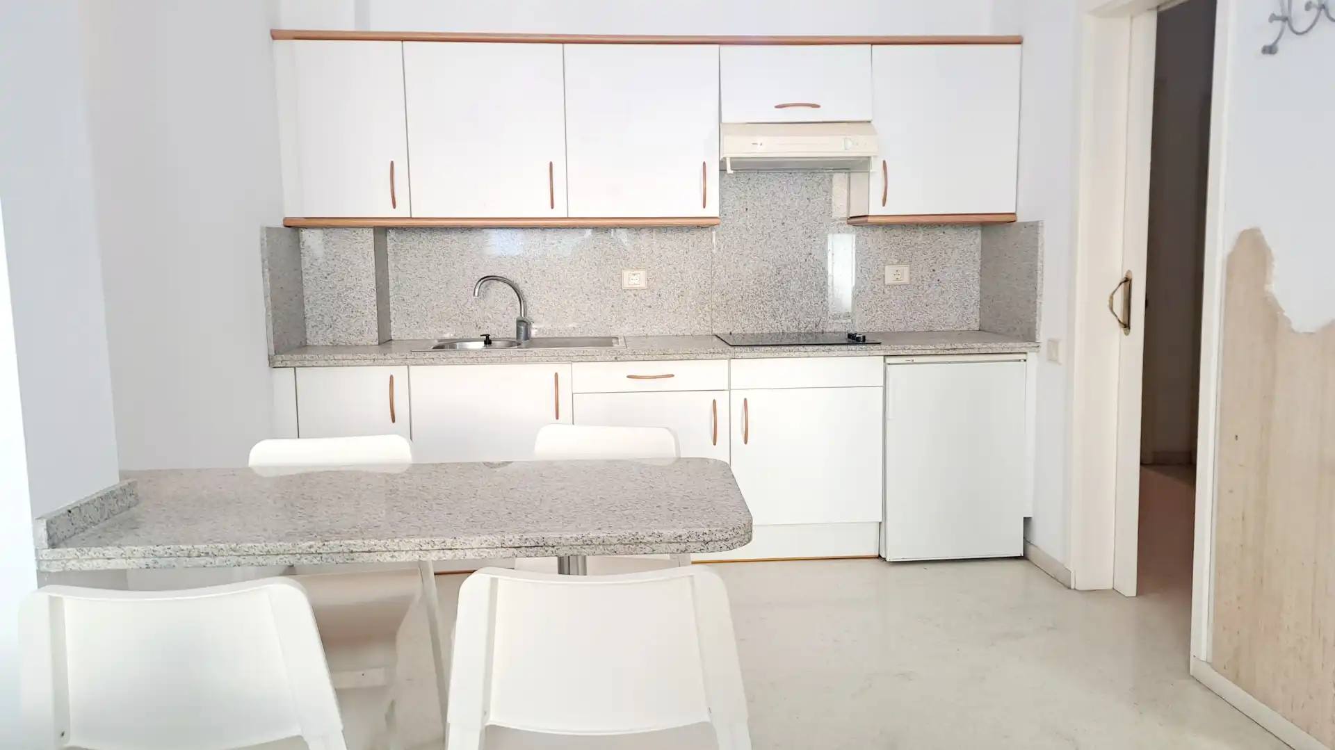 Cocina de Apartamento de alquiler en Las Palmas de Gran Canaria con Amueblado, Lavadora y Balcón