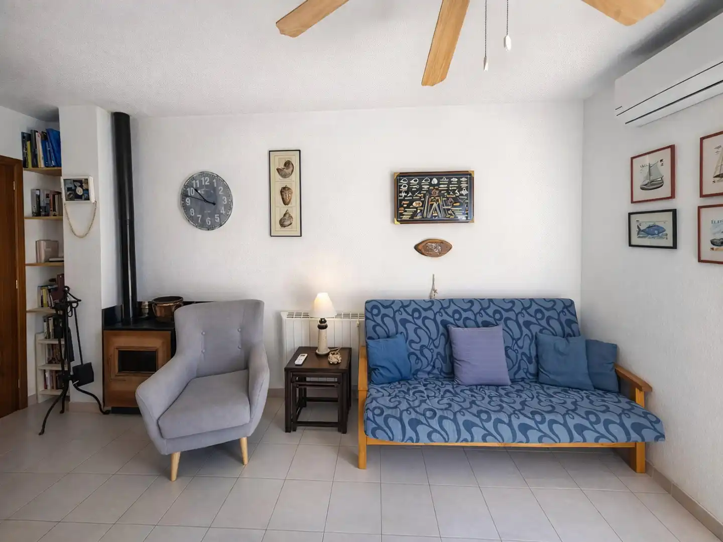 Sala de estar de Piso en venta en Llançà con Calefacción y Terraza