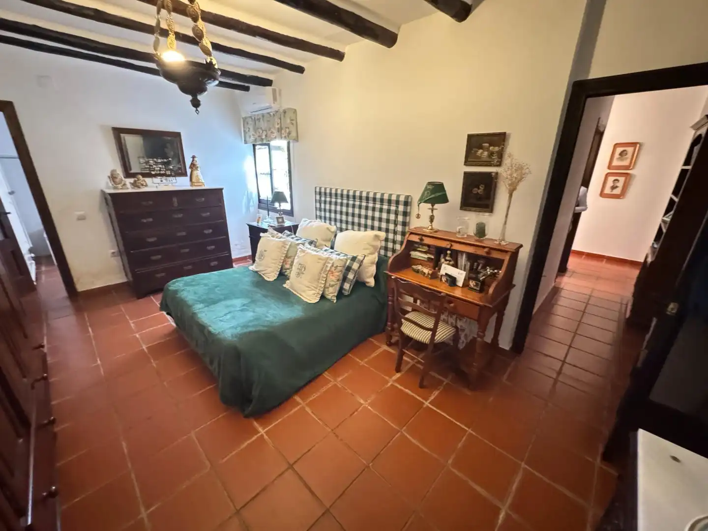 Habitación de Casa o chalet en venta en Dos Hermanas con Aire acondicionado, Jardín privado y Trastero