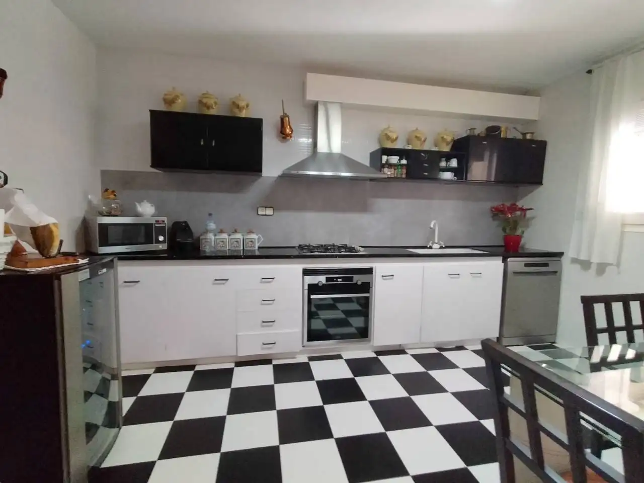 Cuina de Casa o xalet en venda en Terrassa amb Aire condicionat i Terrassa