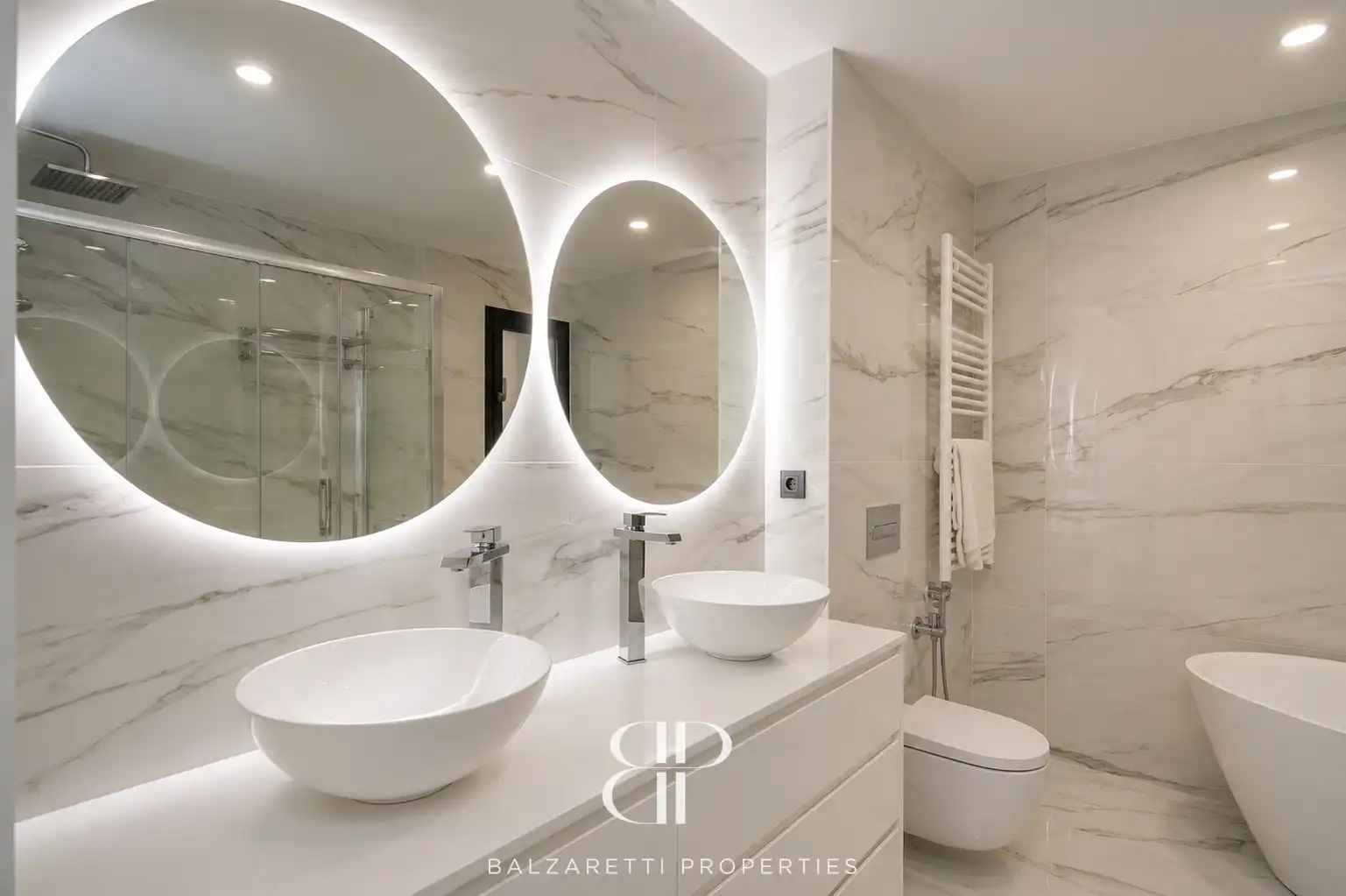 Badezimmer von Haus oder Chalet zum Verkauf in Canet de Mar mit Klimaanlage, Heizung und Privatgarten