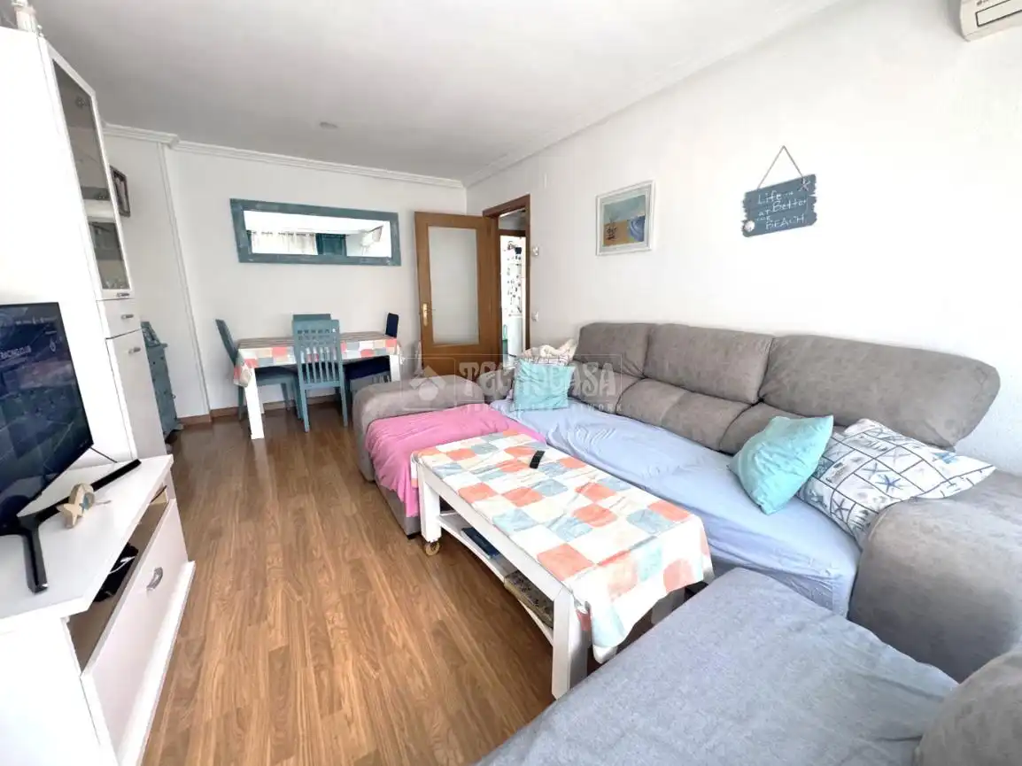 Sala de estar de Piso en venta en Alcalá de Henares con Aire acondicionado y Calefacción