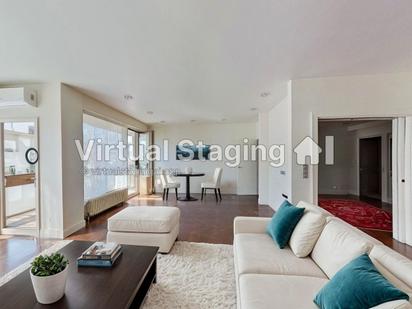 Living room of Flat for sale in Bilbao   with Air Conditioner and Terrace