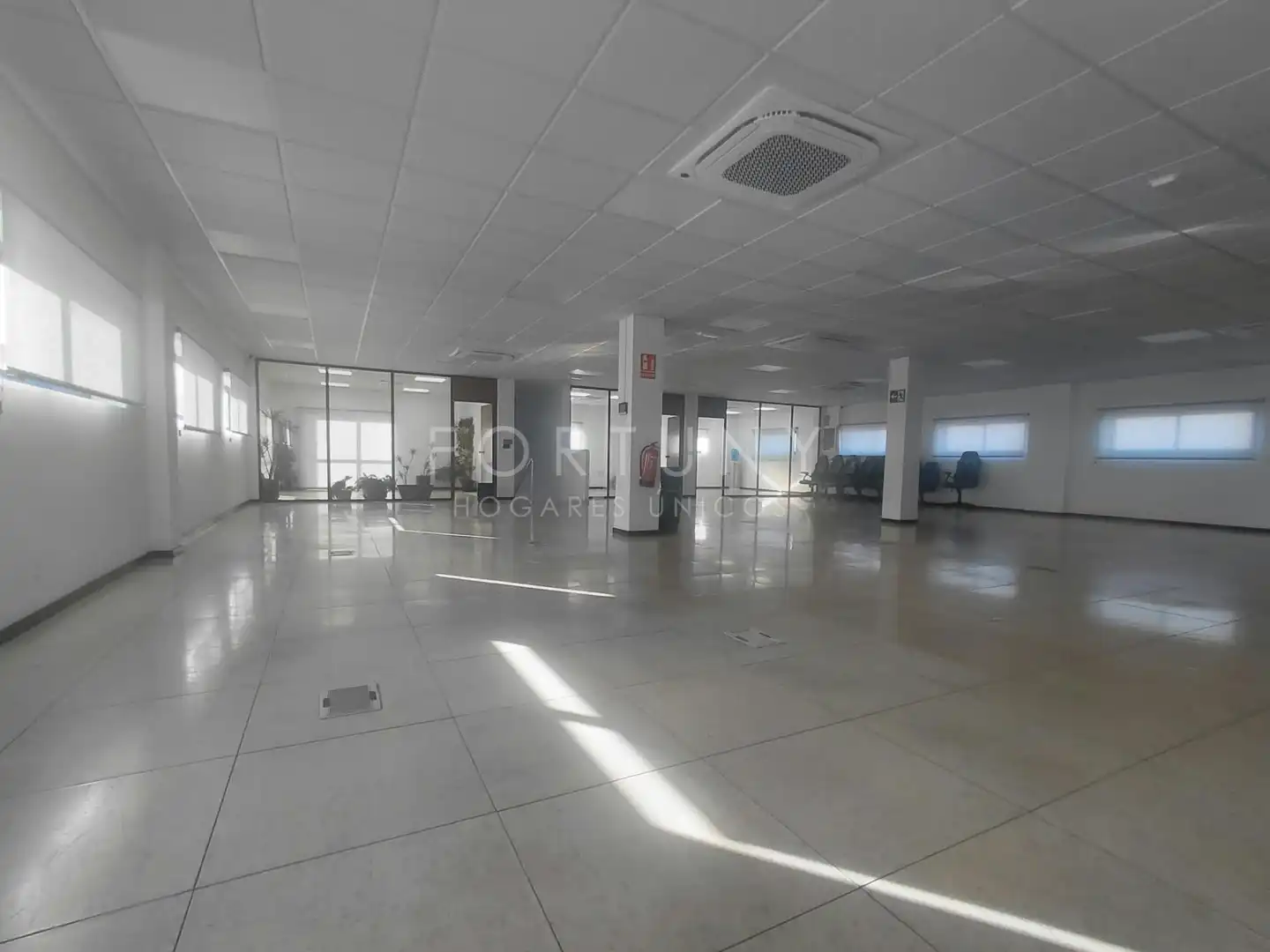 Nave industrial in affitto a Calle de Marie Curie 9A, imagen 4