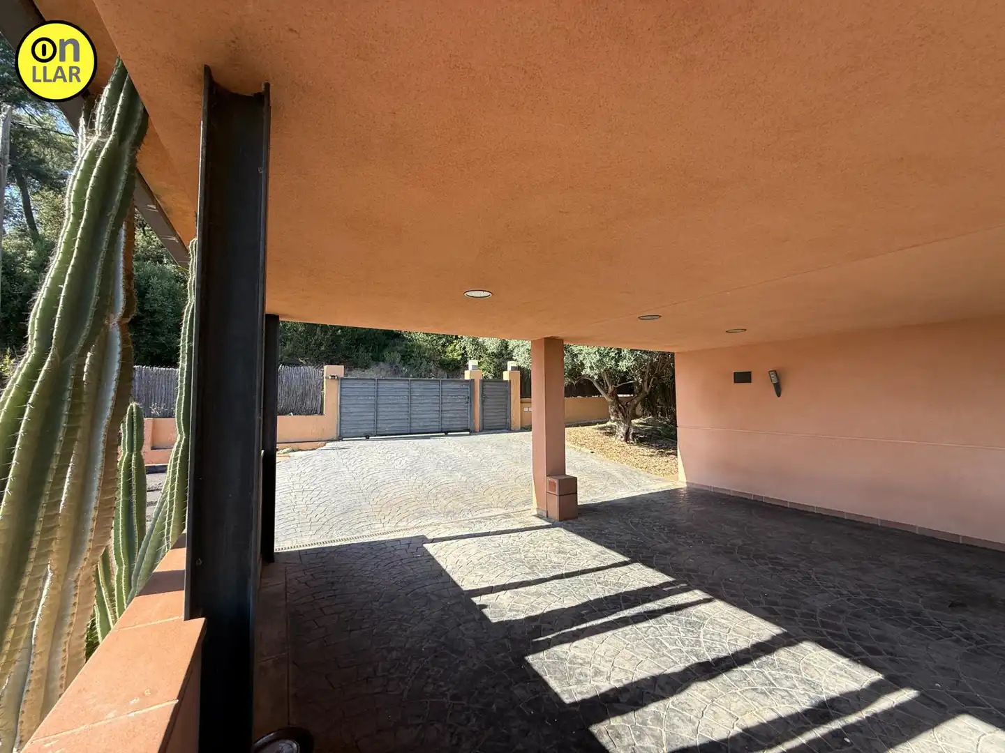 Parking de Casa o chalet en venta en L'Ametlla del Vallès