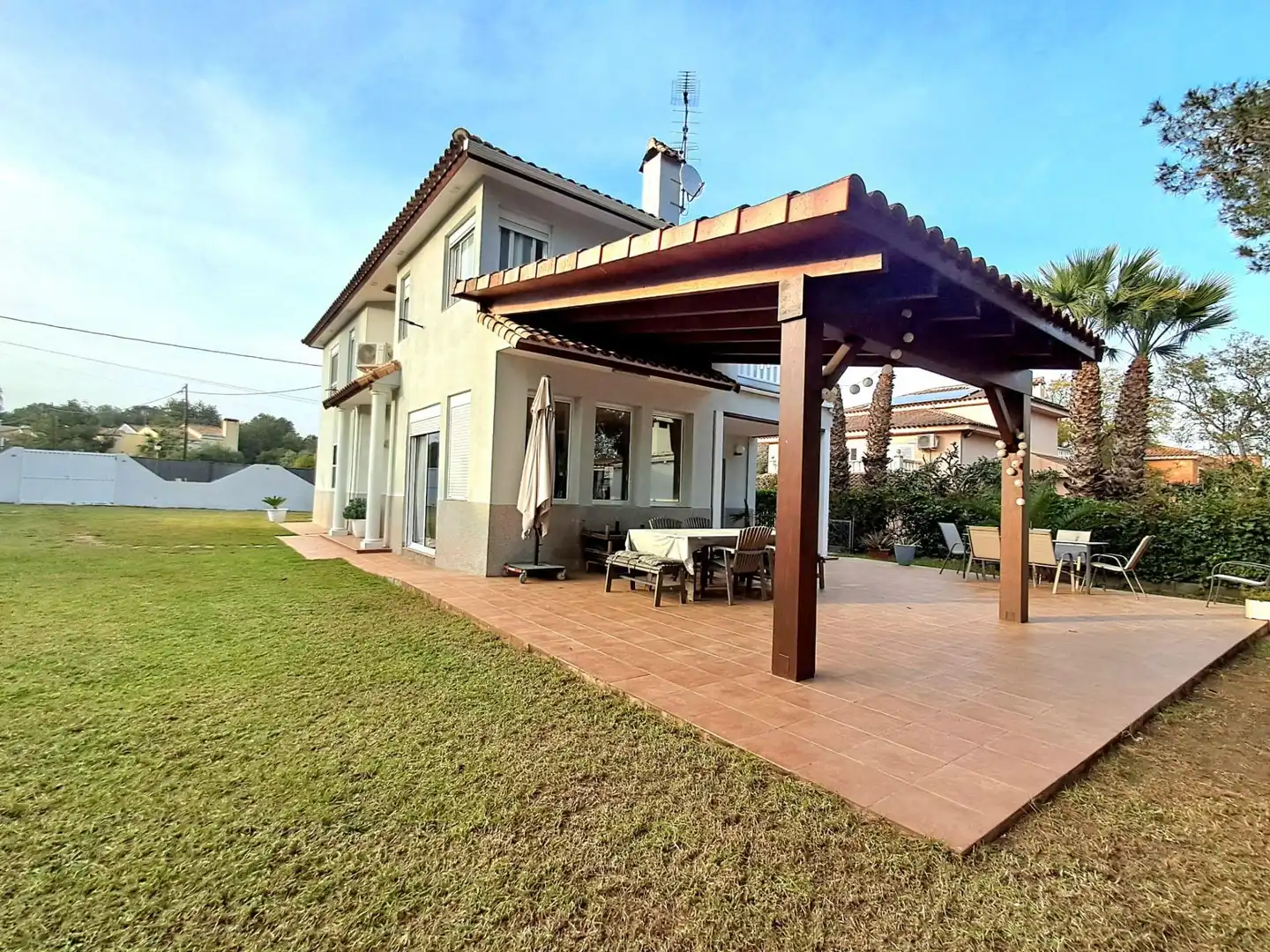 Casa o chalet de alquiler en Calle MADRID, Serra