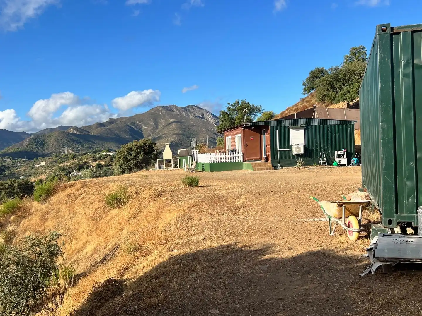 Vista exterior de Casa o xalet en venda en Málaga Capital amb Aire condicionat, Terrassa i Balcó