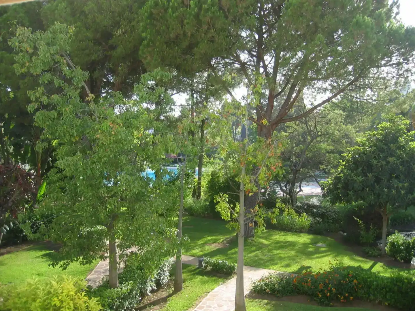 Jardí de Pis en venda en Estepona amb Aire condicionat, Jardí privat i Piscina