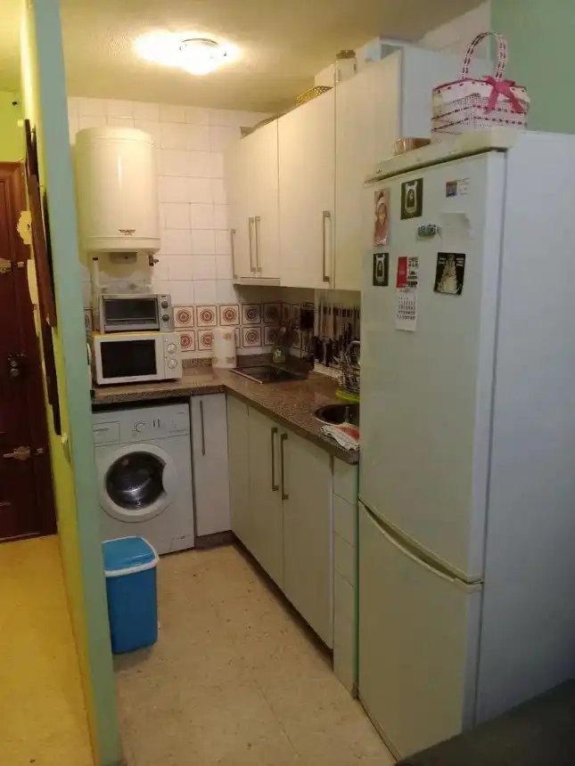Cocina de Apartamento en venta en Torremolinos con Calefacción, Lavadora y Balcón