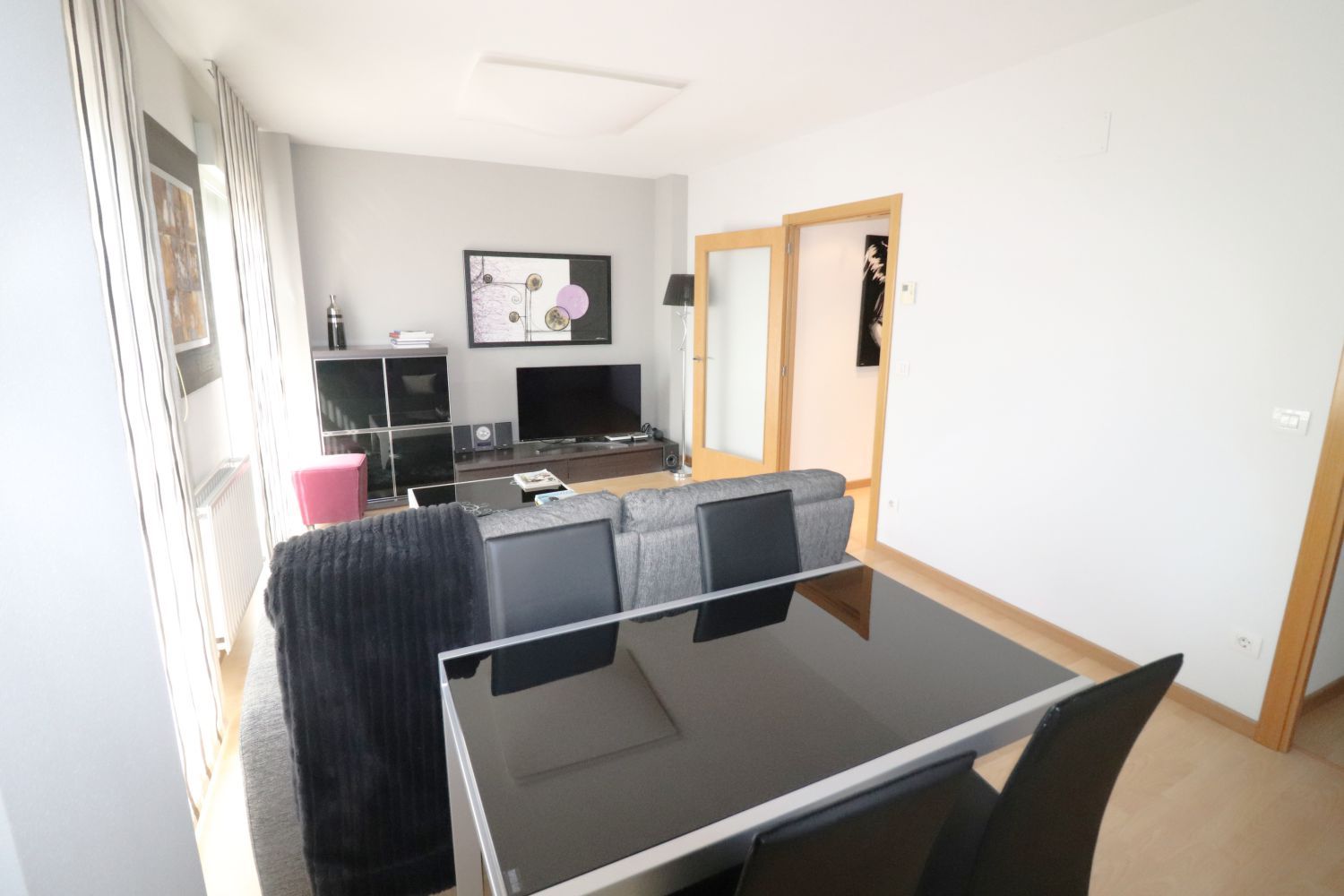 Sala d'estar de Pis en venda en Vitoria - Gasteiz amb Calefacció, Parquet i Terrassa