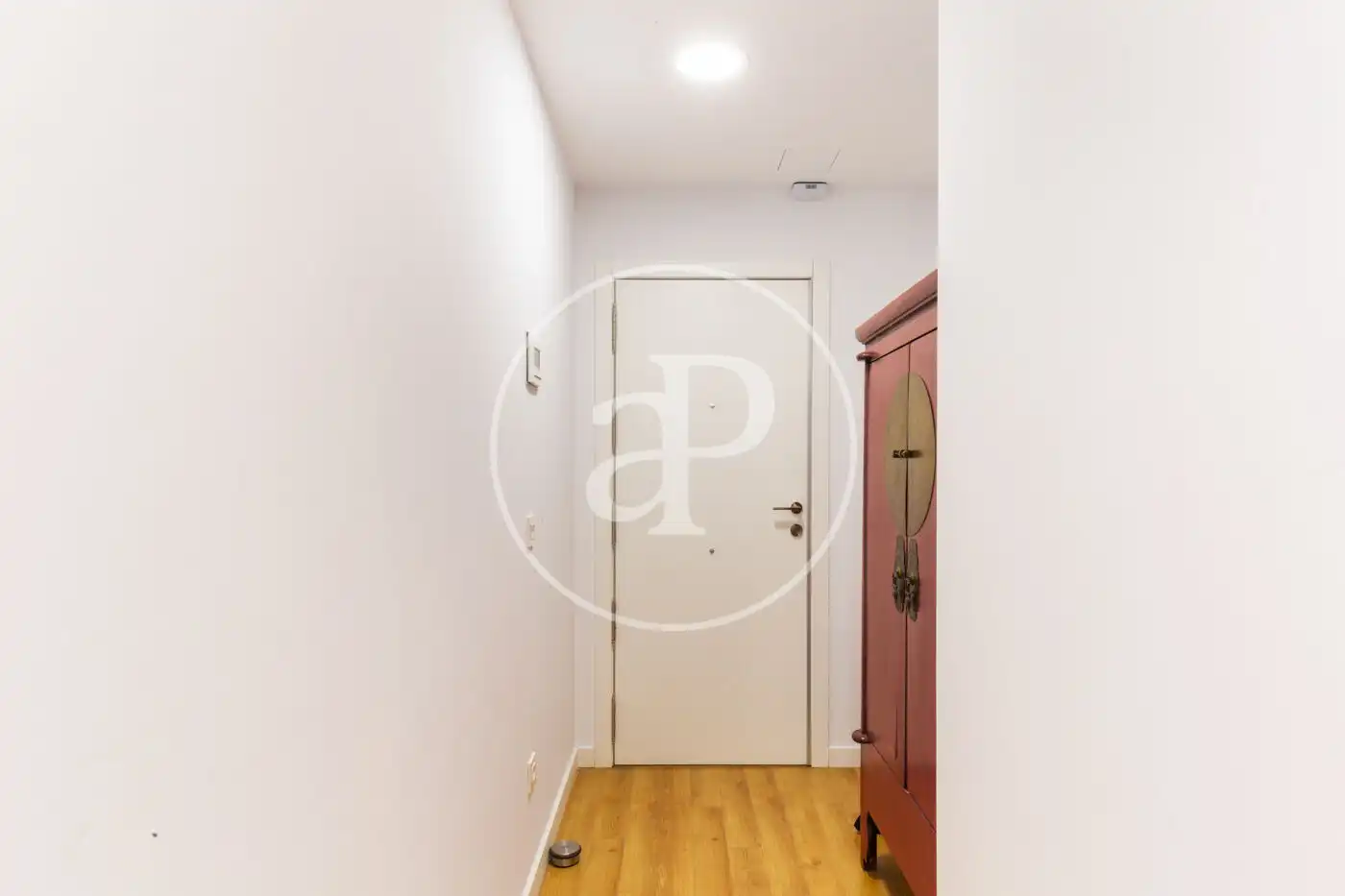Flat for rent in Valencia  with Air Conditioner, Heating and Furnished