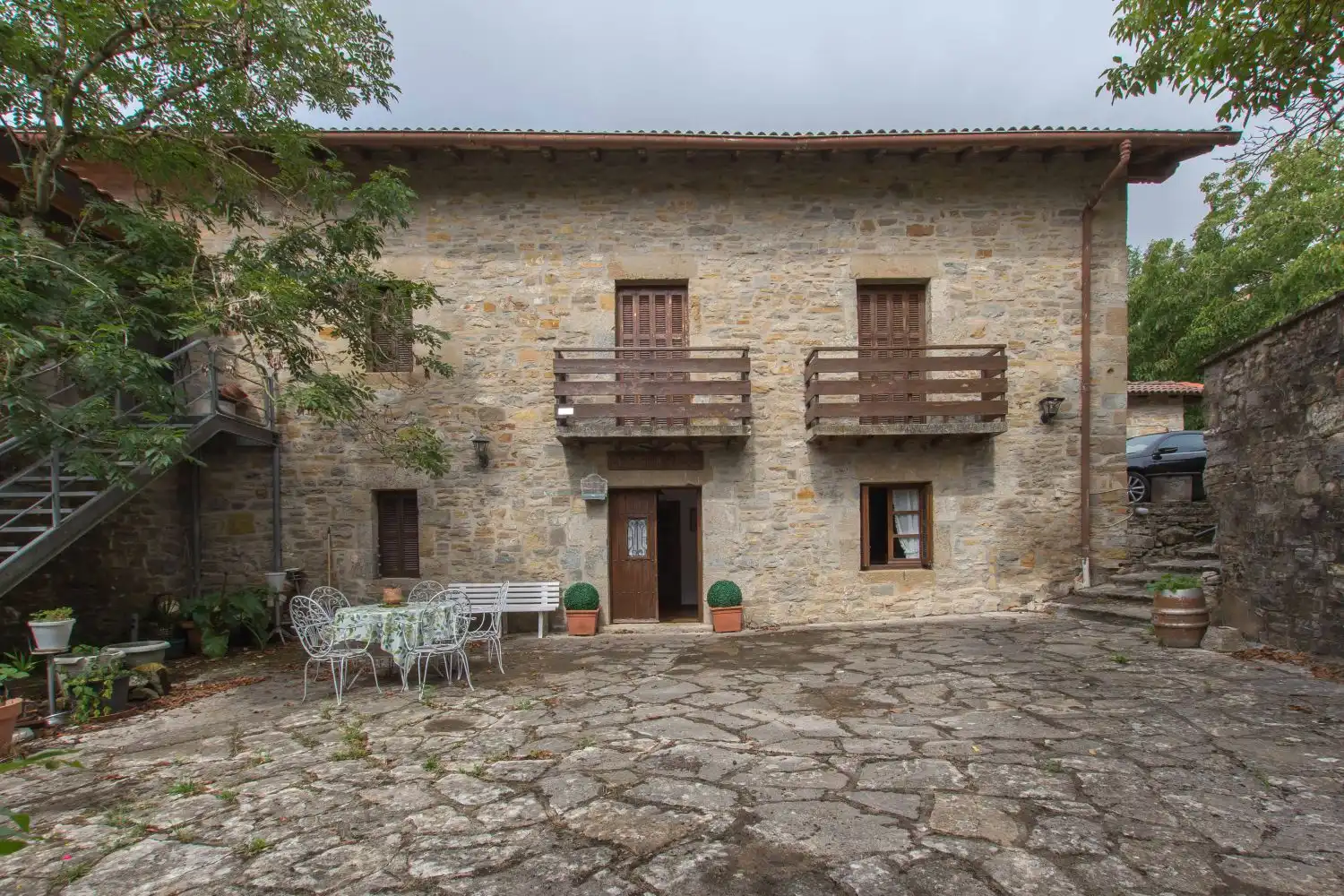 Vista exterior de Casa o chalet en venta en Atetz con Calefacción, Terraza y Amueblado
