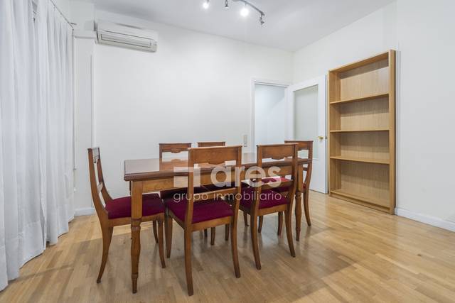 Piso en Venta en Calle de Diego de León en Castellana