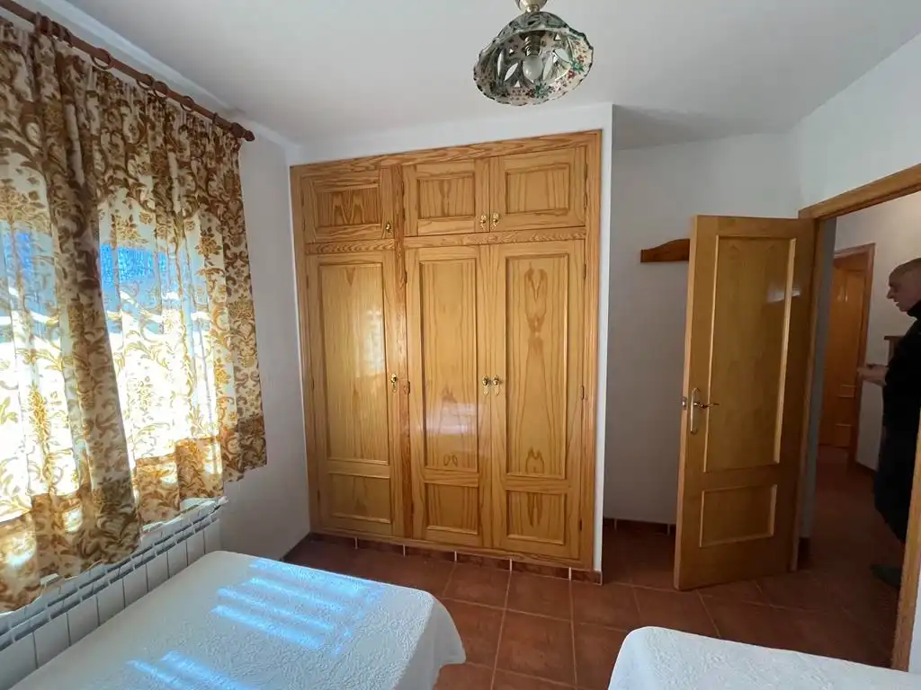Habitación de Finca rústica en venta en Vianos con Calefacción, Jardín privado y Trastero