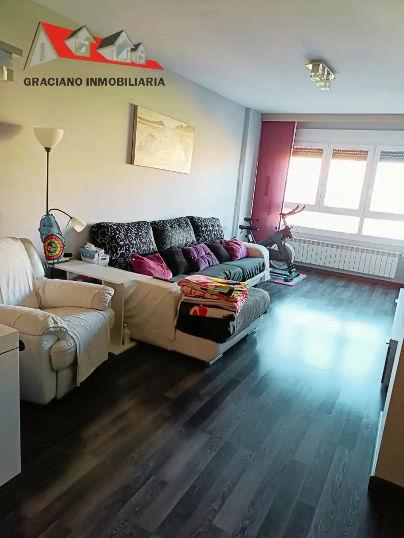 Sala de estar de Piso en venta en Albacete con Aire acondicionado, Calefacción y Trastero