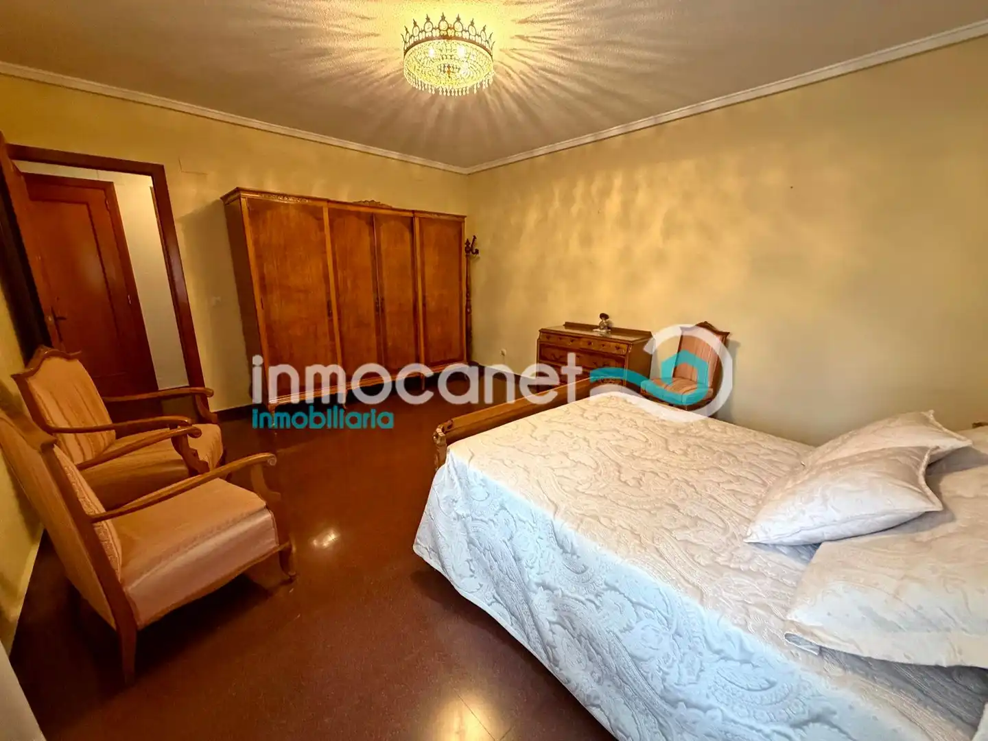 Habitación de Apartamento en venta en Oliva con Balcón