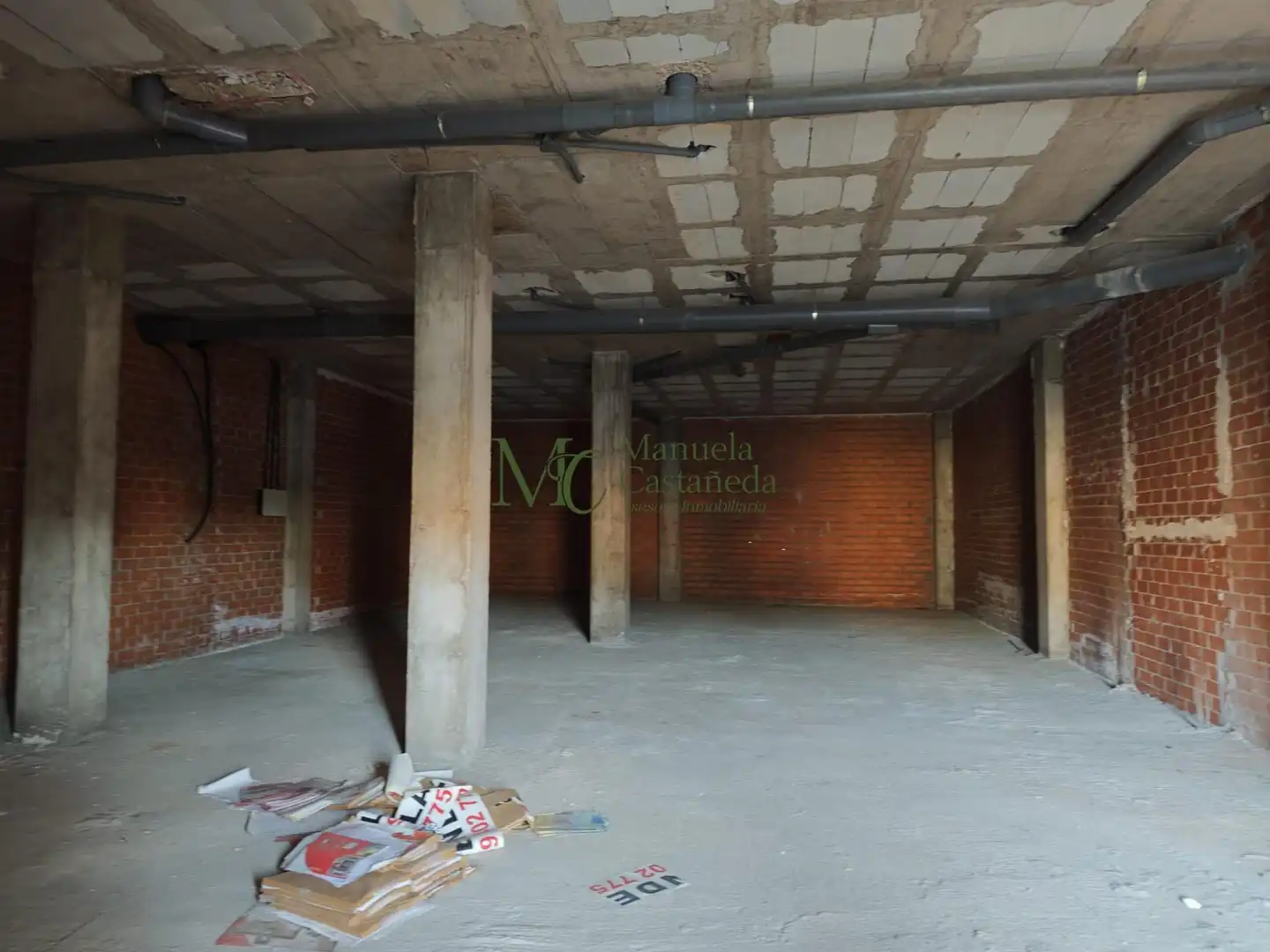 Local commercial à vendre à Oeste