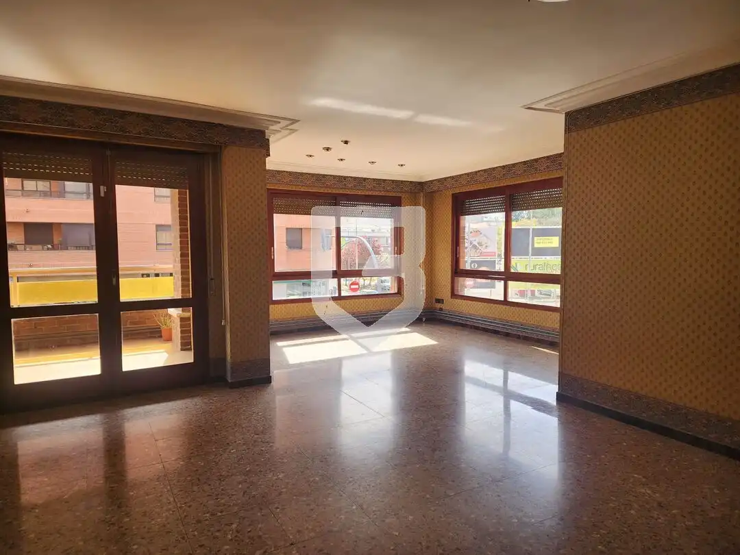 Flat with terrace for sale in Piscinas, imagen 6