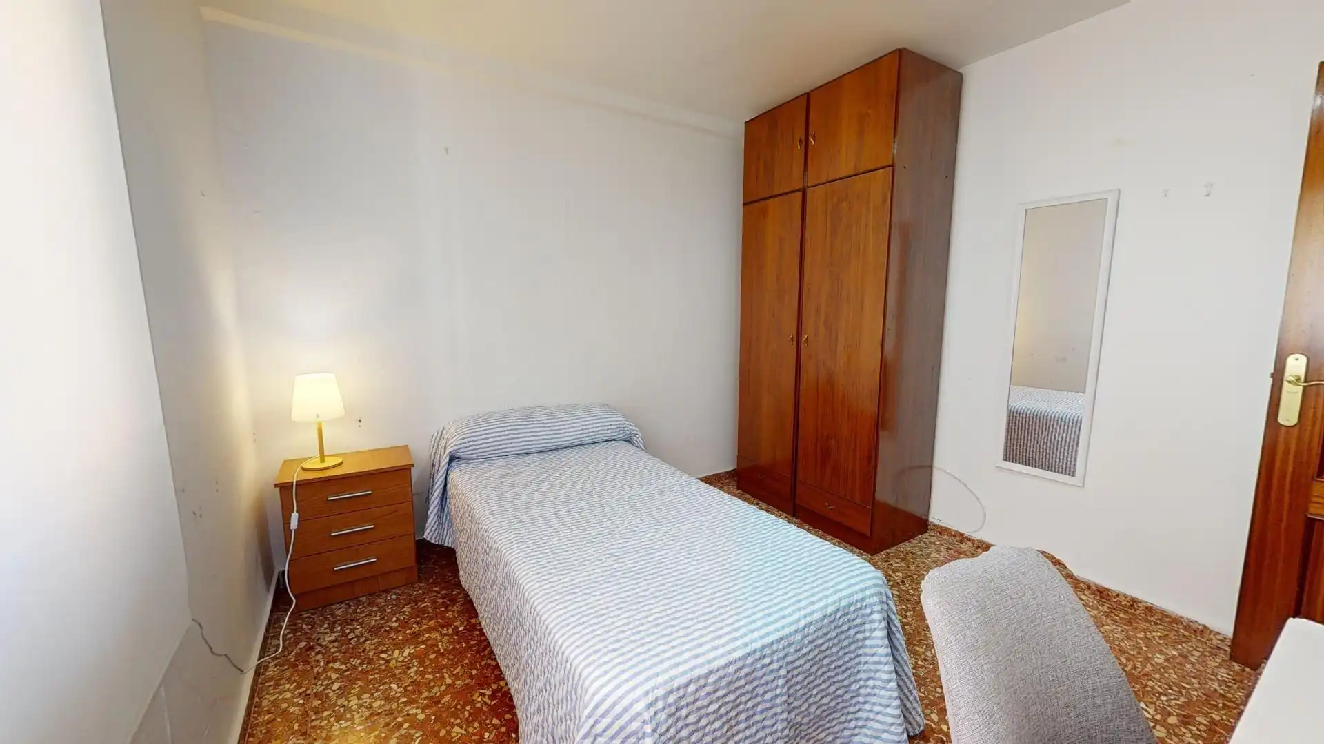 Wohnung zur Miete in Vista Alegre - Parque Cruz Conde