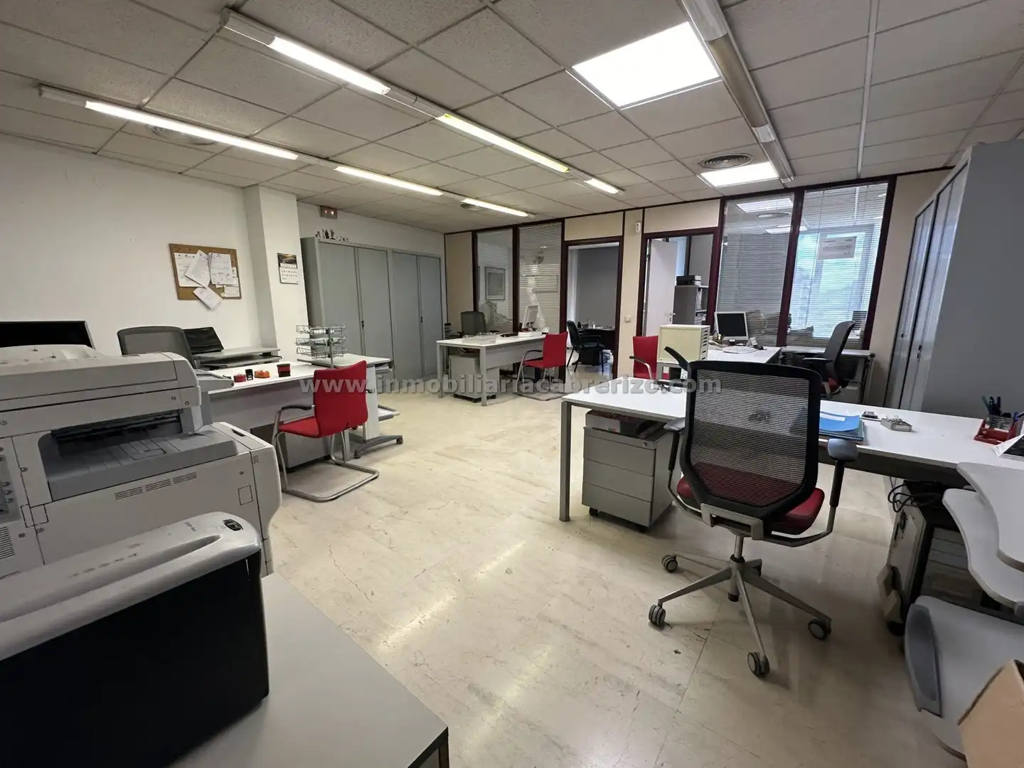 Ufficio con ascensore in vendita a Calle General Vara de Rey, imagen 23