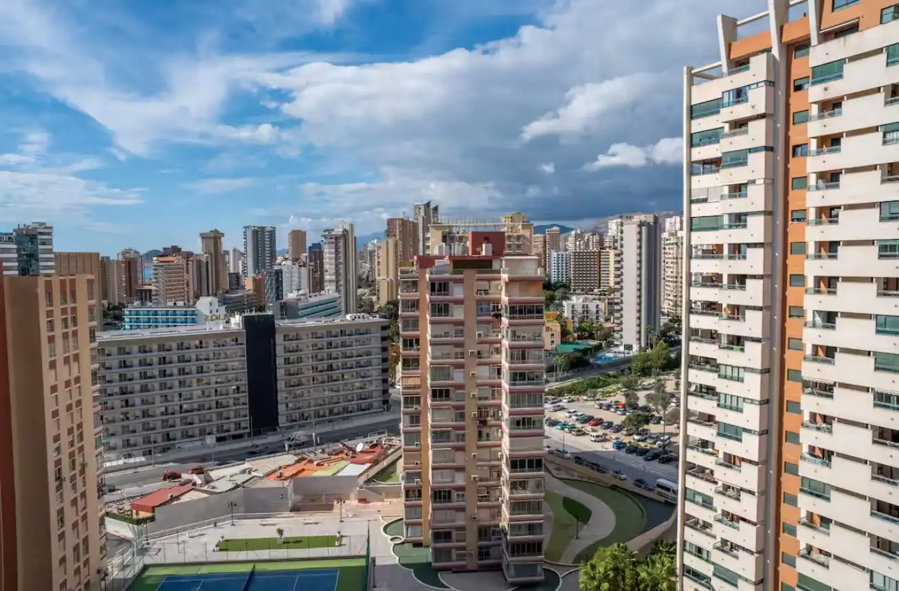 Vista exterior de Apartamento de alquiler en Benidorm con Aire acondicionado, Calefacción y Parquet