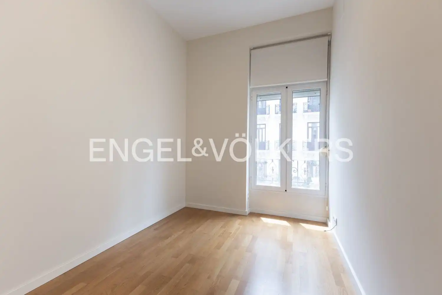 Habitación de Piso de alquiler en Valencia con Aire acondicionado, Calefacción y Parquet
