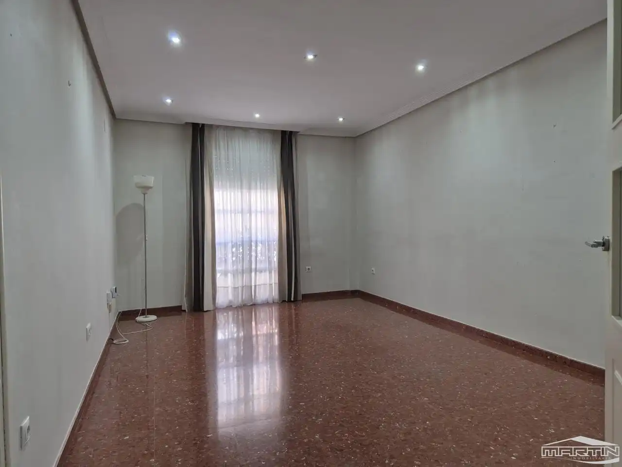 Sala de estar de Planta baja en venta en Lucena con Aire acondicionado, Terraza y Trastero
