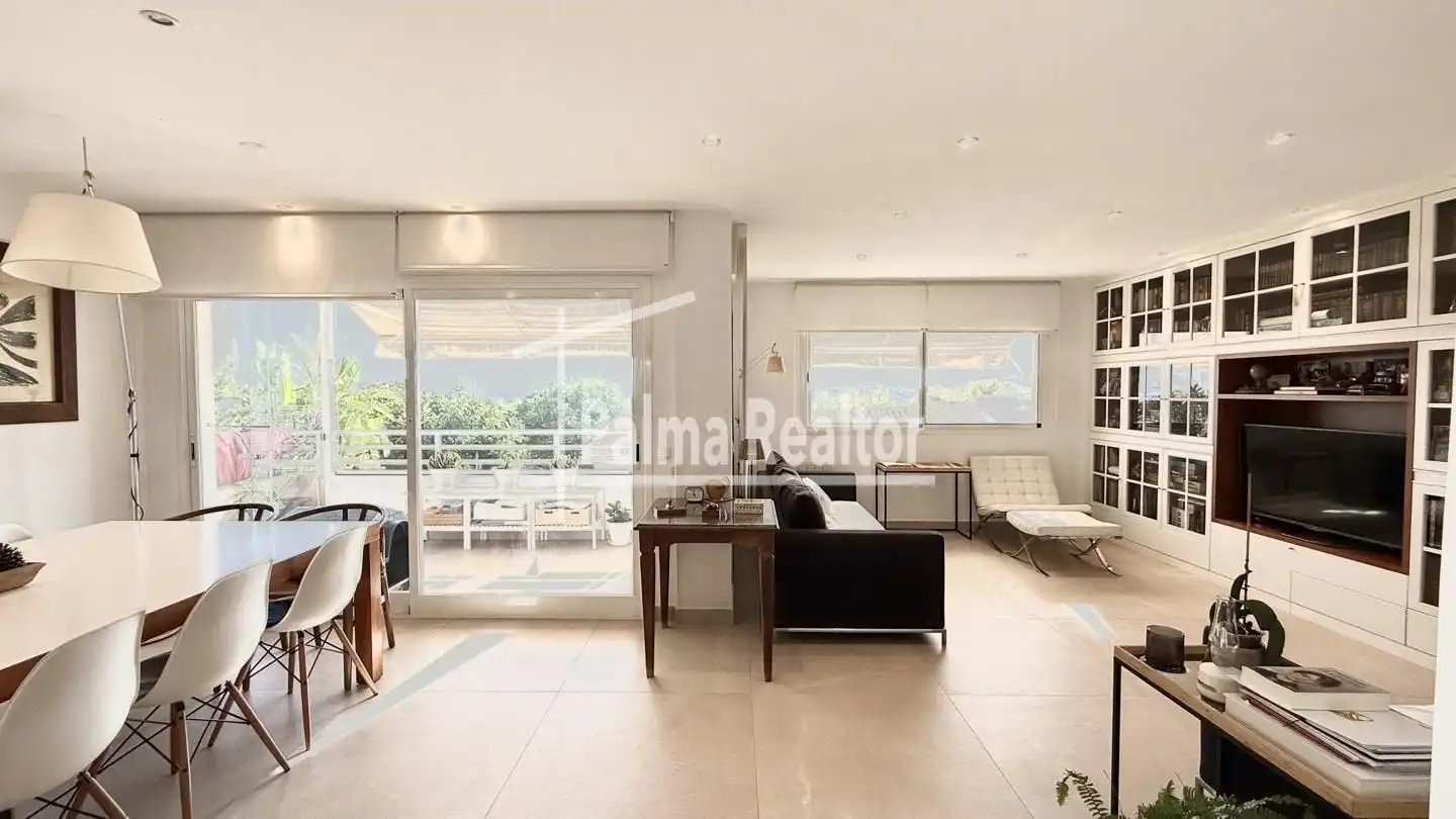 Vista exterior de Dúplex en venda en  Palma de Mallorca amb Aire condicionat, Calefacció i Jardí privat