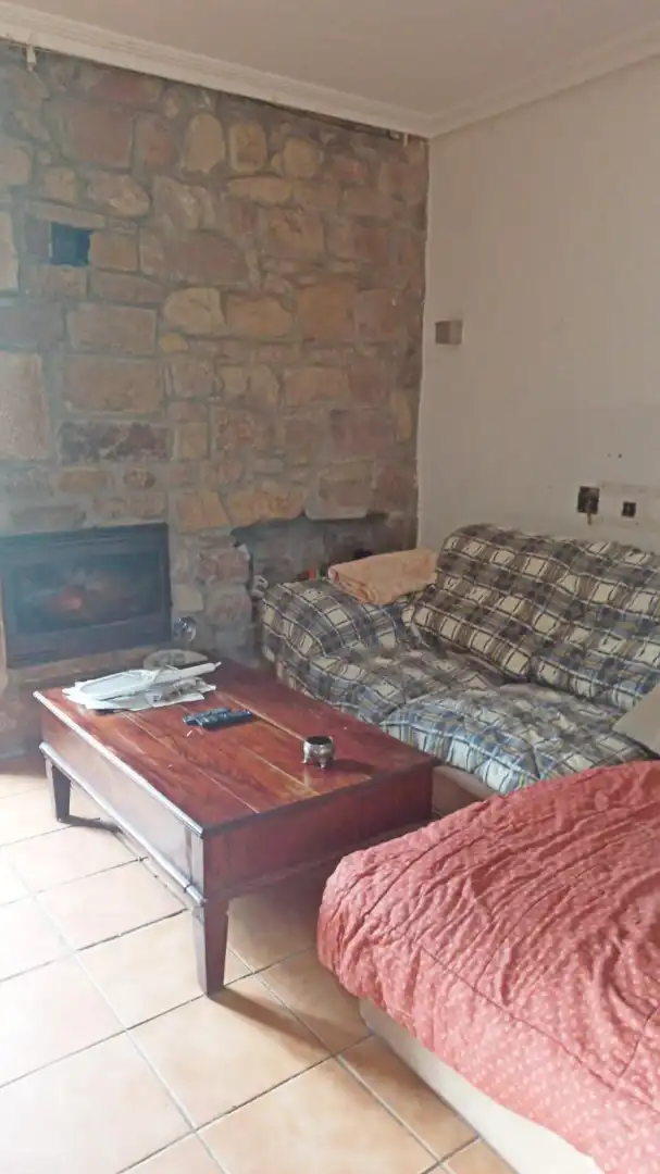 Sala de estar de Finca rústica en venta en Torrelavega  con Jardín privado y Terraza