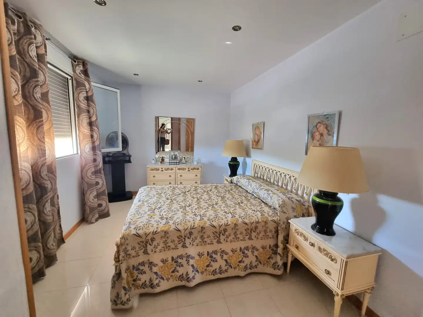 Dormitori de Casa o xalet en venda en Escalona amb Aire condicionat, Jardí privat i Traster